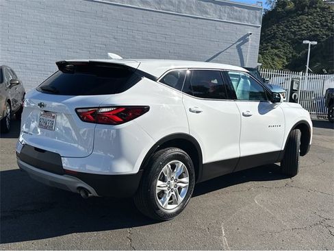 Certified 2022 Chevrolet Blazer LT w/ LPO, Black Accent Package image 11