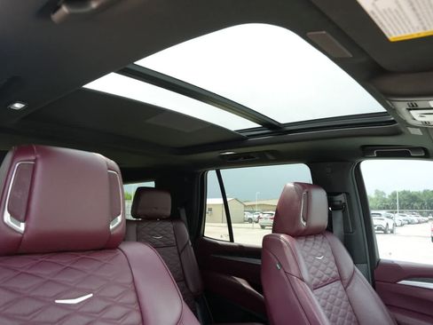 Used 2025 Cadillac Escalade Sport w/ Touring Package AWD/4WD image 22