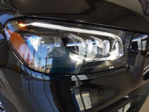 Certified 2021 Mercedes-Benz GLS 580 4MATIC image 10