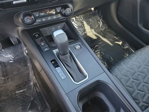 New 2026 Nissan Kicks SV w/ SV Premium Package image 12