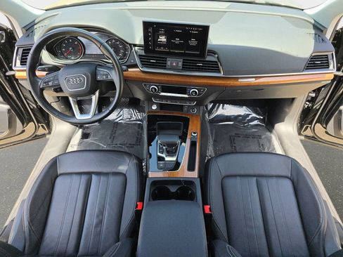 Used 2023 Audi Q5 2.0T Premium w/ Convenience Package AWD/4WD image 10