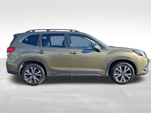 Used 2023 Subaru Forester Limited image 7