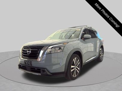 Used 2023 Nissan Pathfinder Platinum