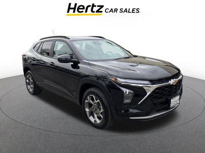 Used 2025 Chevrolet Trax LT w/ LT Convenience Package