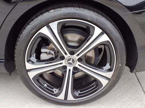 Used 2024 Mercedes-Benz C 300 Sedan image 23