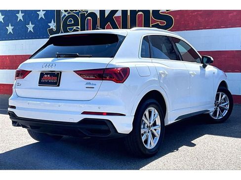 Used 2025 Audi Q3 2.0T Premium AWD/4WD image 2
