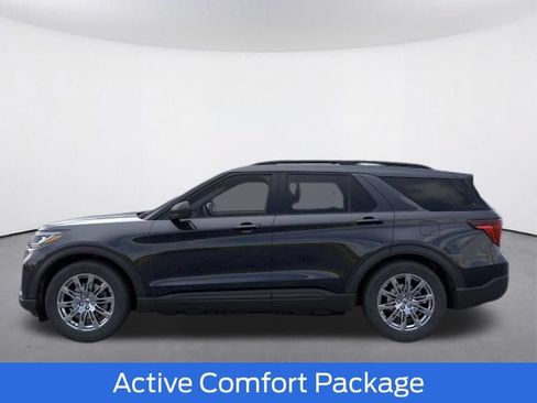 Used 2026 Ford Explorer Active w/ Active Comfort Package AWD/4WD image 4