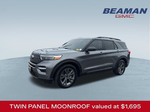Used 2021 Ford Explorer XLT w/ Equipment Group 202A RWD image 3
