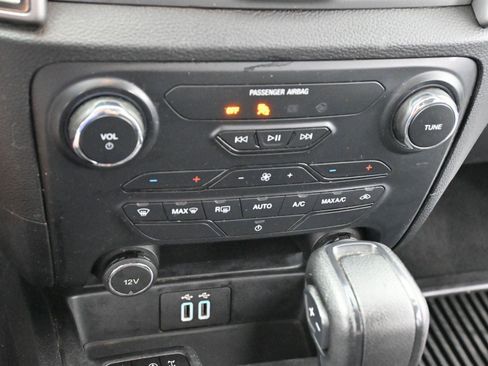 Used 2020 Ford Ranger XLT w/ FX4 Off-Road Package image 22