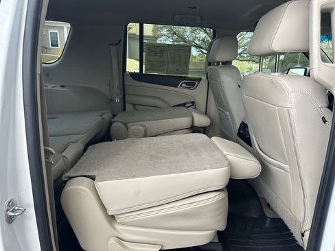 Used 2020 GMC Yukon XL Denali image 44