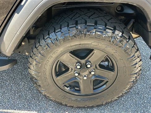 Used 2020 Jeep Wrangler Unlimited Sport image 10