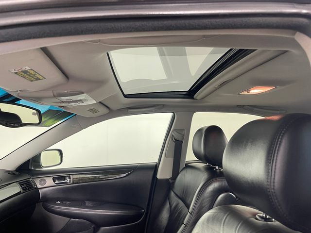 Used 2004 Lexus ES 330 FWD image 16