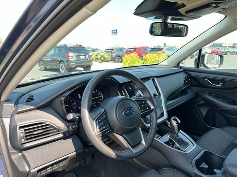 Certified 2025 Subaru Outback Premium AWD/4WD image 17