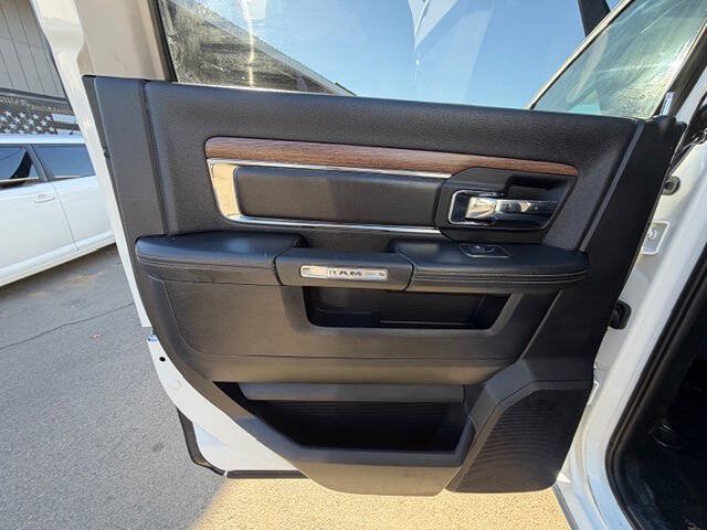 Used 2014 RAM 2500 Laramie w/ Protection Group AWD/4WD image 40