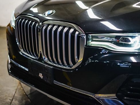 Used 2020 BMW X7 xDrive40i w/ Parking Assistance Package image 8