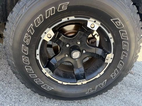 Used 2011 Jeep Wrangler Sahara w/ Dual Top Group image 7