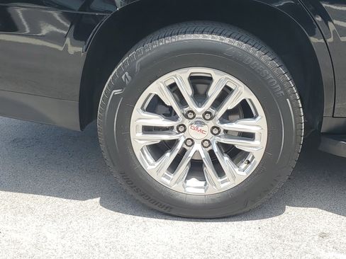 Used 2021 GMC Yukon SLT RWD image 7
