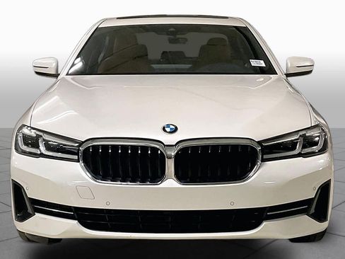 Certified 2023 BMW 530i w/ Premium Package image 3