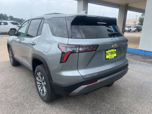 New 2026 Chevrolet Equinox LT FWD image 12