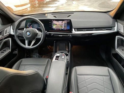 Used 2023 BMW X1 xDrive28i w/ Premium Package image 6