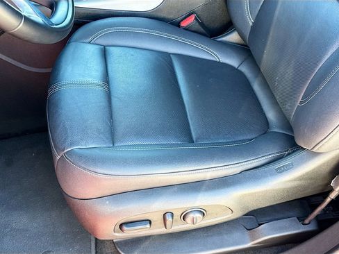 Used 2023 Chevrolet Blazer LT image 18