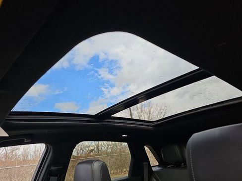 Used 2023 Cadillac XT5 Premium Luxury image 19