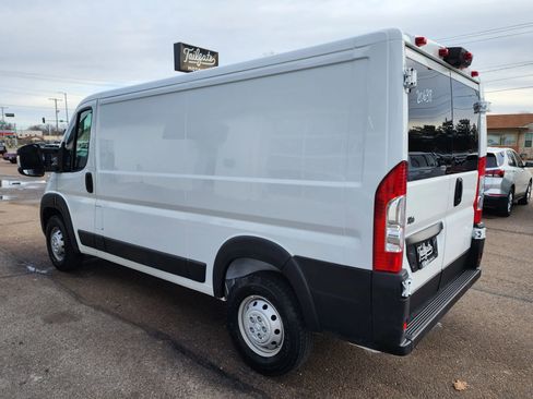 Used 2023 RAM ProMaster 2500 image 5