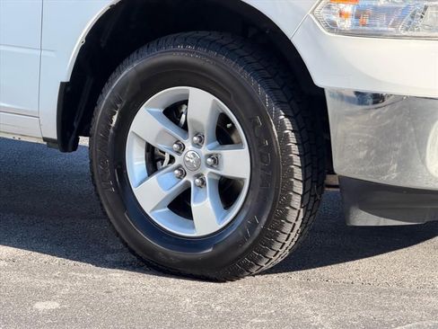 Used 2024 RAM 1500 Classic SLT AWD/4WD image 24