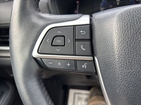 Used 2022 Toyota Sienna XLE Woodland Edition AWD/4WD image 26
