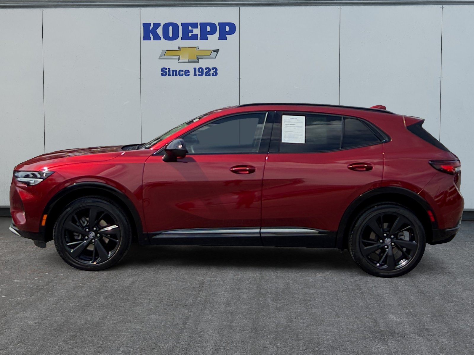 Used 2023 Buick Envision Preferred w/ Sport Touring Package AWD/4WD image 2