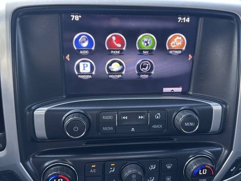 Used 2014 GMC Sierra 1500 SLT w/ SLT Crew Cab Value Package AWD/4WD image 18