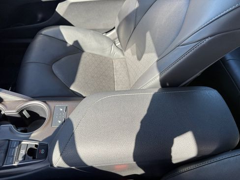 Used 2024 Toyota Camry XSE FWD image 14