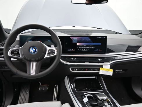 New 2026 BMW X5 xDrive50e AWD/4WD image 33