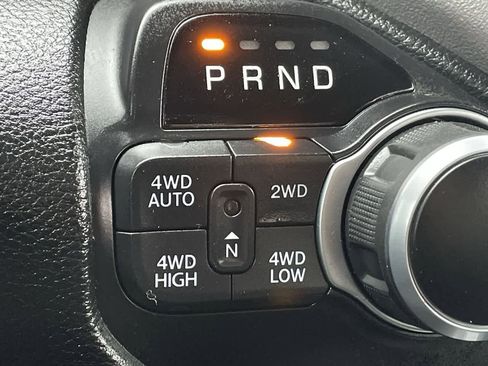 Used 2019 RAM 1500 Big Horn image 27