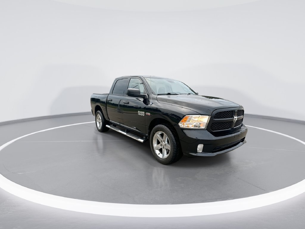Used 2014 RAM 1500 Express AWD/4WD image 2