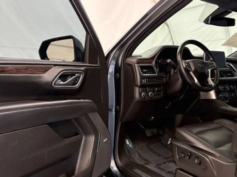 Used 2021 Chevrolet Tahoe Z71 w/ Max Trailering Package AWD/4WD image 39