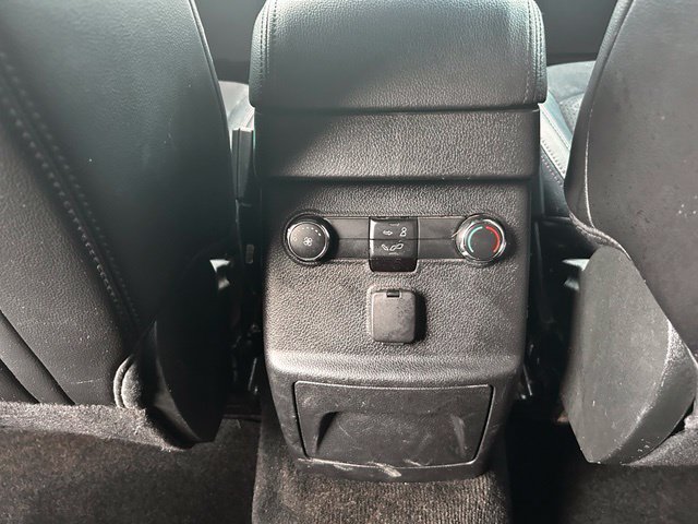 Used 2018 Ford Explorer XLT w/ XLT Appearance Package AWD/4WD image 27