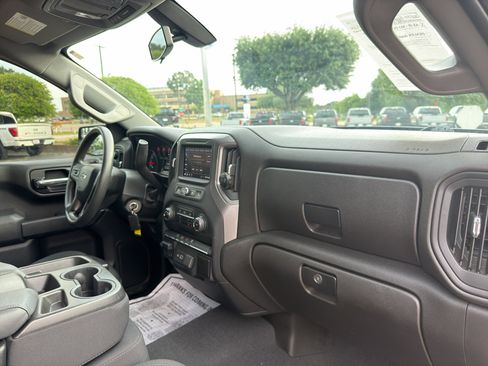 Used 2021 Chevrolet Silverado 1500 Custom Trail Boss image 14