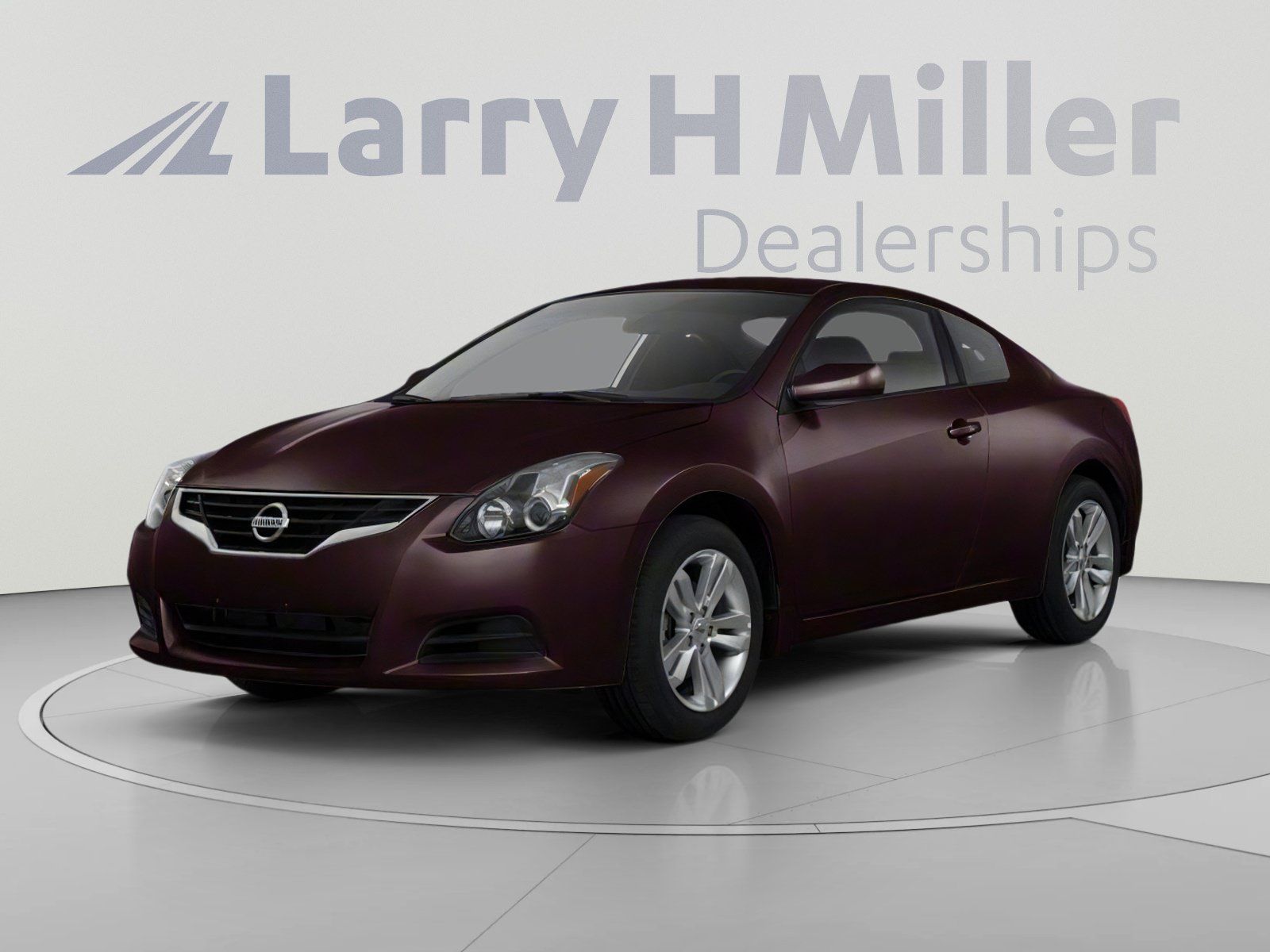 Used 2010 Nissan Altima 3.5 SR w/ Leather Pkg FWD image 1