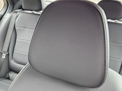 Certified 2025 Mercedes-Benz C 300 Sedan image 15