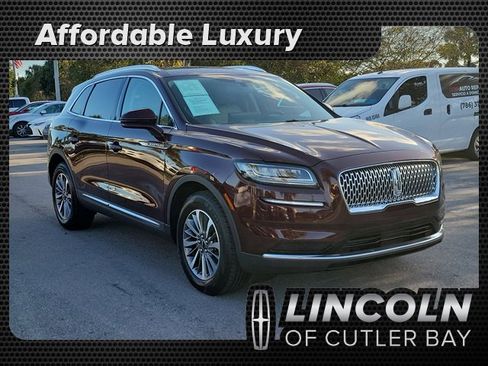 Certified 2022 Lincoln Nautilus FWD w/ Premium Package image 1