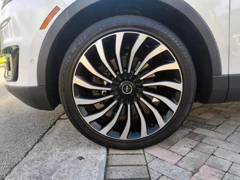 Used 2019 Lincoln Nautilus Black Label AWD/4WD image 50