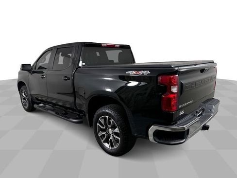 Used 2025 Chevrolet Silverado 1500 LT AWD/4WD image 6