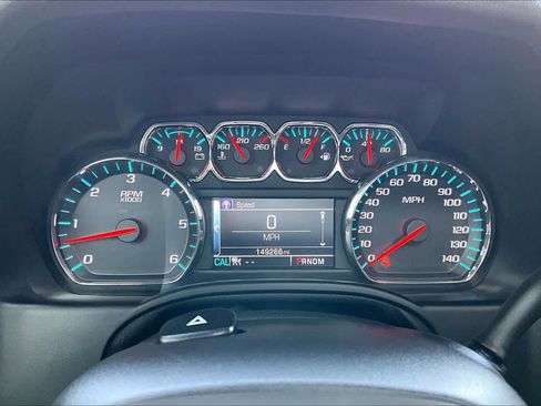 Used 2015 Chevrolet Tahoe LTZ AWD/4WD image 26