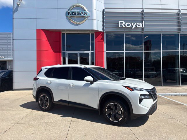 Used 2024 Nissan Rogue SV FWD image 1