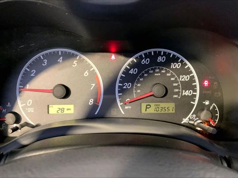 Used 2012 Toyota Corolla LE FWD image 25