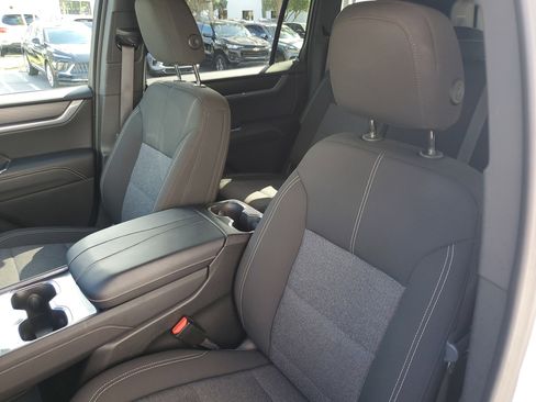 Used 2025 GMC Acadia Elevation image 20