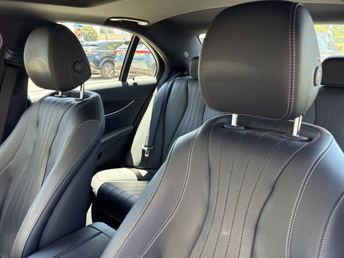 Used 2022 Mercedes-Benz E 350 Sedan image 27