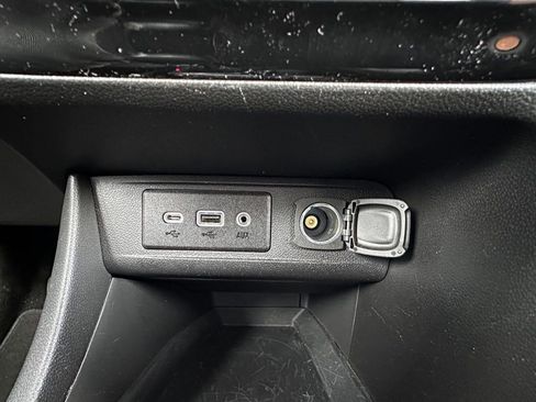 Certified 2023 Buick Encore GX Select w/ Sport Touring Package image 31