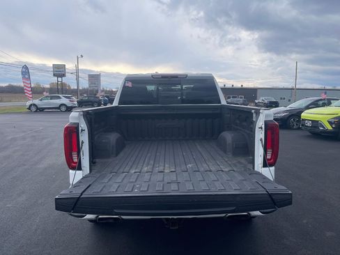 Used 2019 GMC Sierra 1500 AT4 w/ AT4 Premium Package image 7